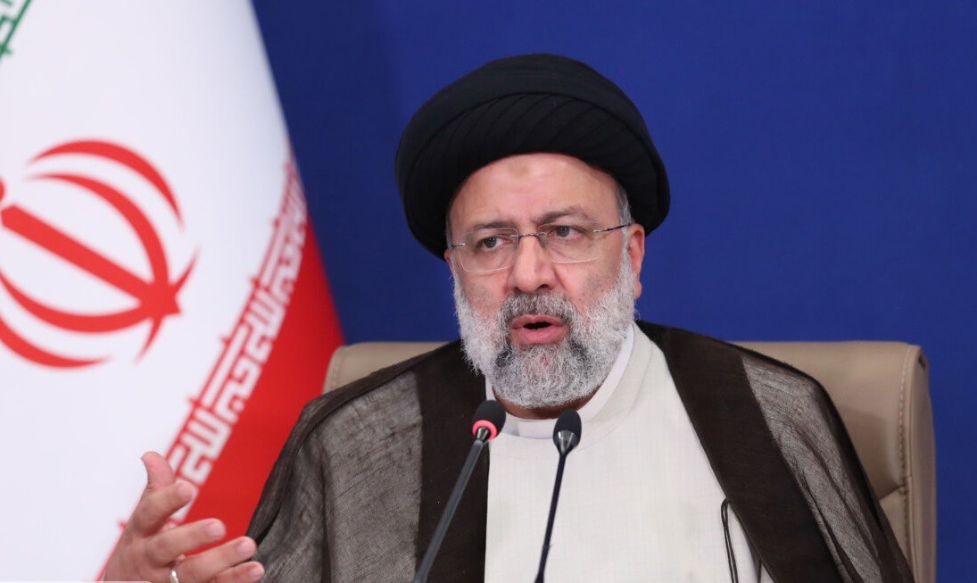 الرئيس الإيراني السيد إبراهيم رئيسي: إيران تولي أهمية لعلاقاتها مع دول الجوار ولن تسمح للصهاينة بتوتيرها
